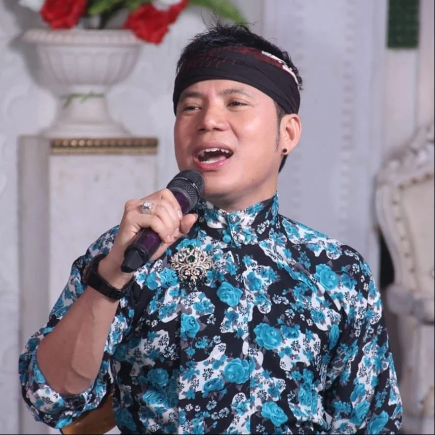 Dimas Tedjo Blangkon