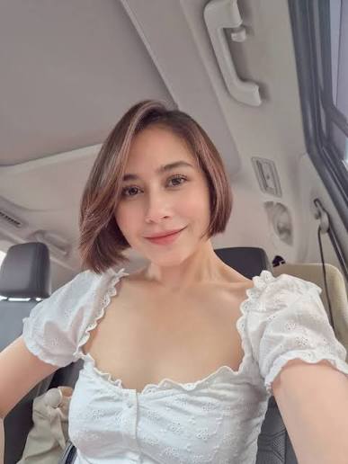 Prilly Latuconsina